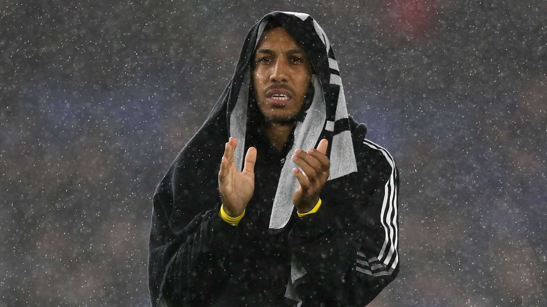 事件再度被 事件再度被