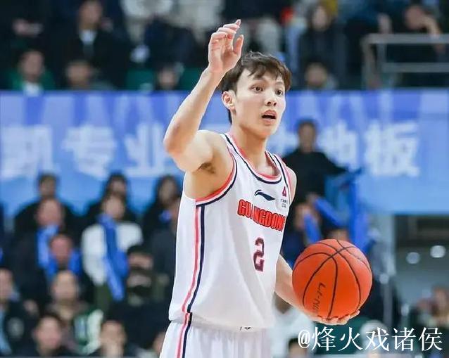 CBA-徐杰砍下22分萨林杰贡献两双 广东东阳光力克山东高速 CBA-徐杰砍下22分萨林杰贡献两双 广东东阳光力克山东高速