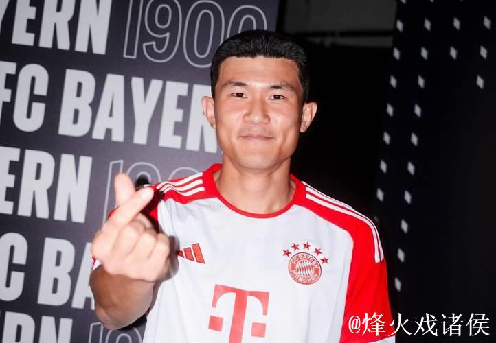 那不勒斯正式宣布签下金玟哉，激活2000万欧元买断条款
